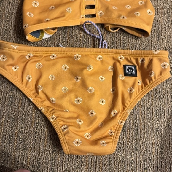 Jolyn Bikini Set in XS print Andy bottoms tomcat top flowers mustard - Picture 7 of 13